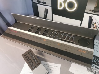 BEOMASTER 3300 AMPLIFIER AND REMOTE